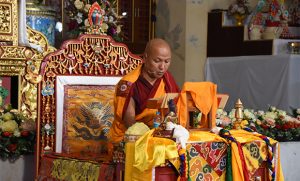 Sangye Nyenpa Rinpoche Offers Reading Transmission to Monastics ...