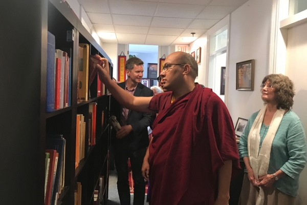 Karmapa Visits the Buddhist Digital Resource Center